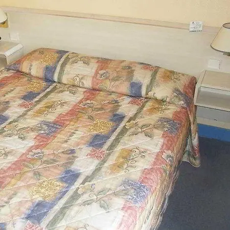 Hotel Ibis Styles Pigalle Montmartre 3*