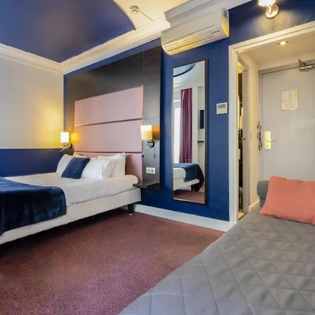 Accueil Pigalle Montmartre 3*