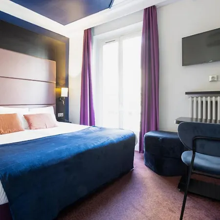 Accueil Pigalle Montmartre Hotel Paris