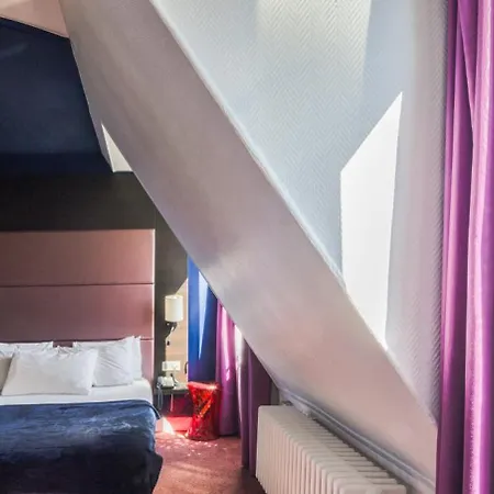 Accueil Pigalle Montmartre 3* Paris