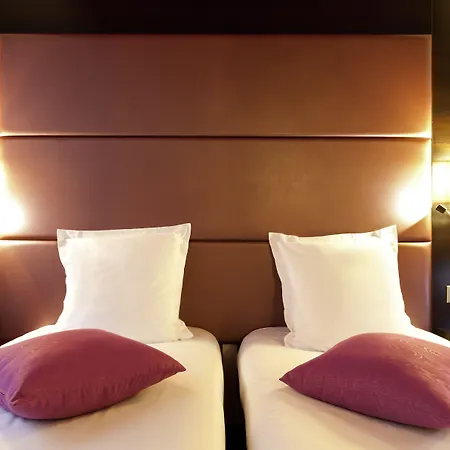 Accueil Pigalle Montmartre Hotel