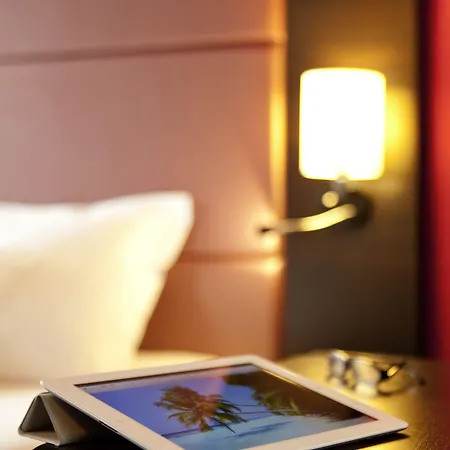 Hotel Accueil Pigalle Montmartre 3*