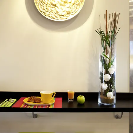 Hotel Accueil Pigalle Montmartre Paris