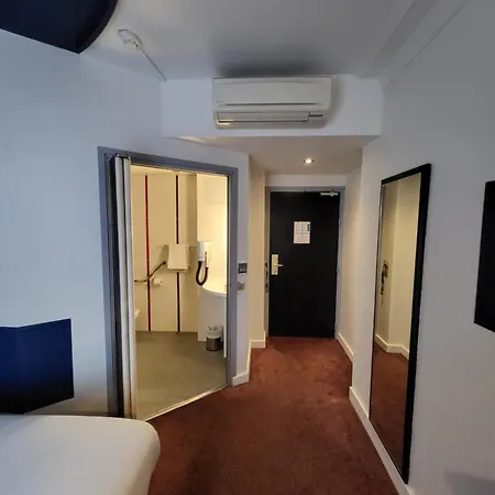 Accueil Pigalle Montmartre 3* Paris