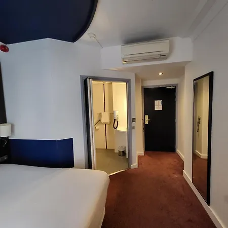 Accueil Pigalle Montmartre Hotel Paris