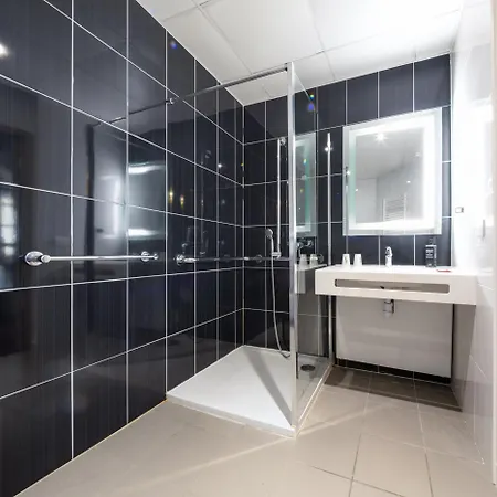 Accueil Pigalle Montmartre 3*