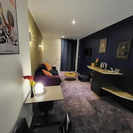 Accueil Pigalle Montmartre Hotel 3*