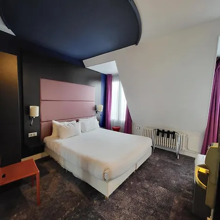 Hotel Accueil Pigalle Montmartre - Rénové 3*