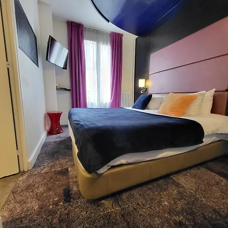 Hotel Accueil Pigalle Montmartre - Rénové 3*