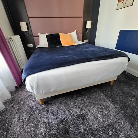 Accueil Pigalle Montmartre - Rénové Hotel 3*