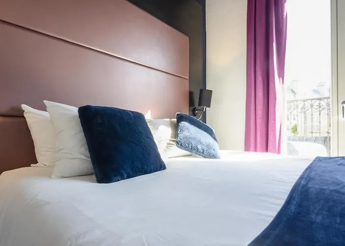 Accueil Pigalle Montmartre 3* Париж