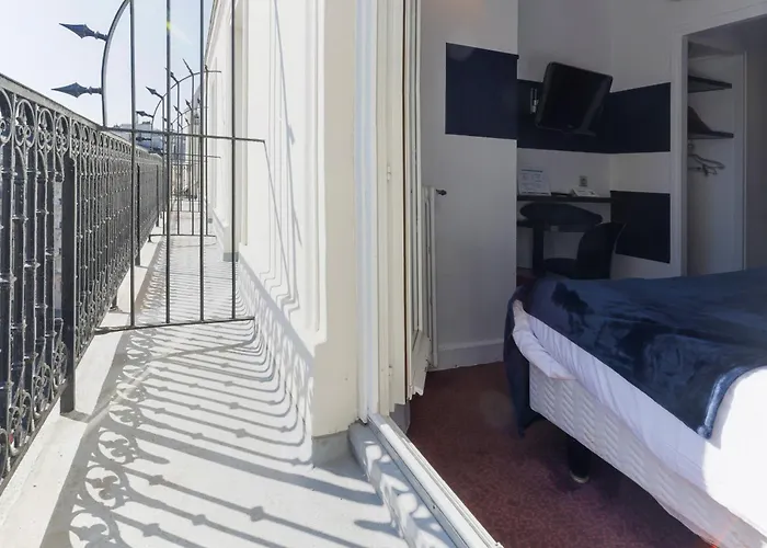 Accueil Pigalle Montmartre 3* باريس