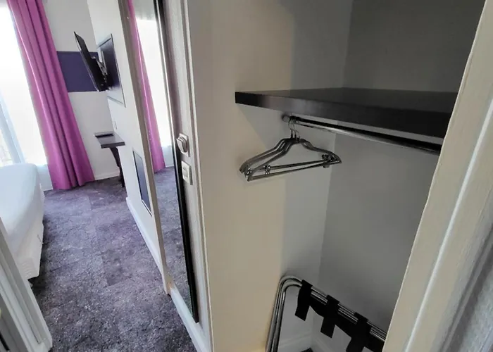 Accueil Pigalle Montmartre 3* باريس