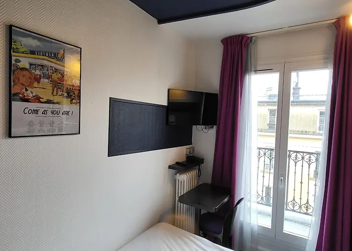 Accueil Pigalle Montmartre 3* باريس