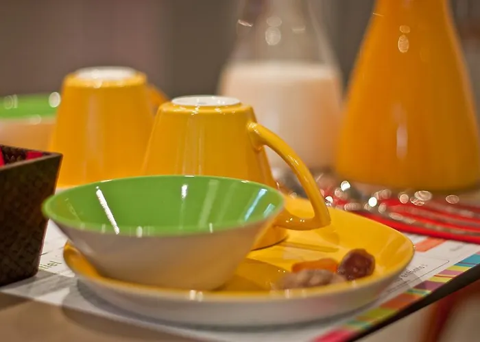 Accueil Pigalle Montmartre 3*